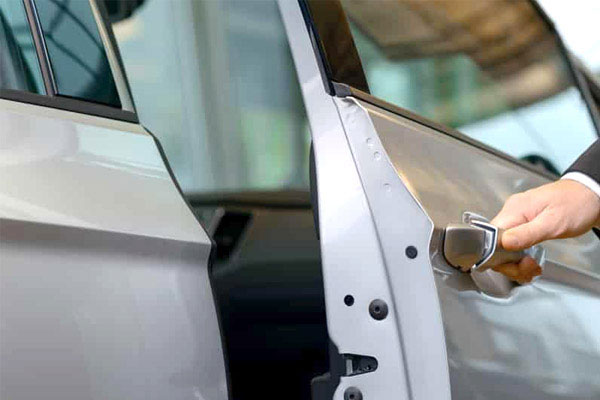 Slam Car Door
